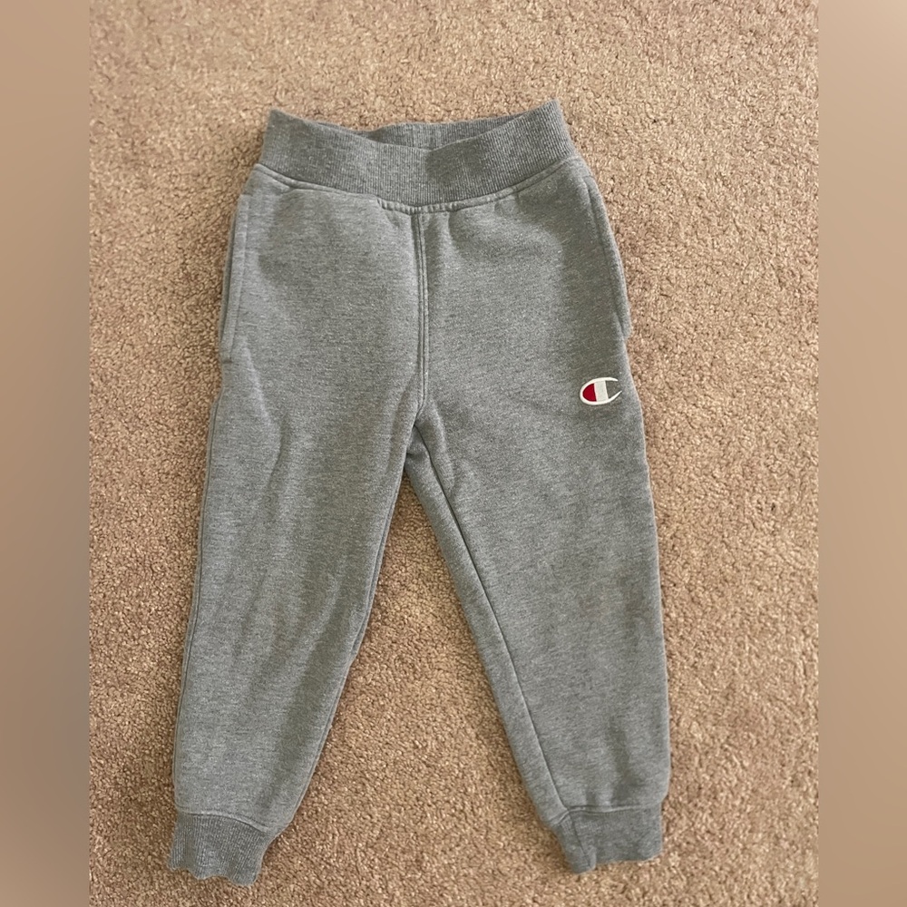 Champion Kids Joggers / Sweatpants (4)